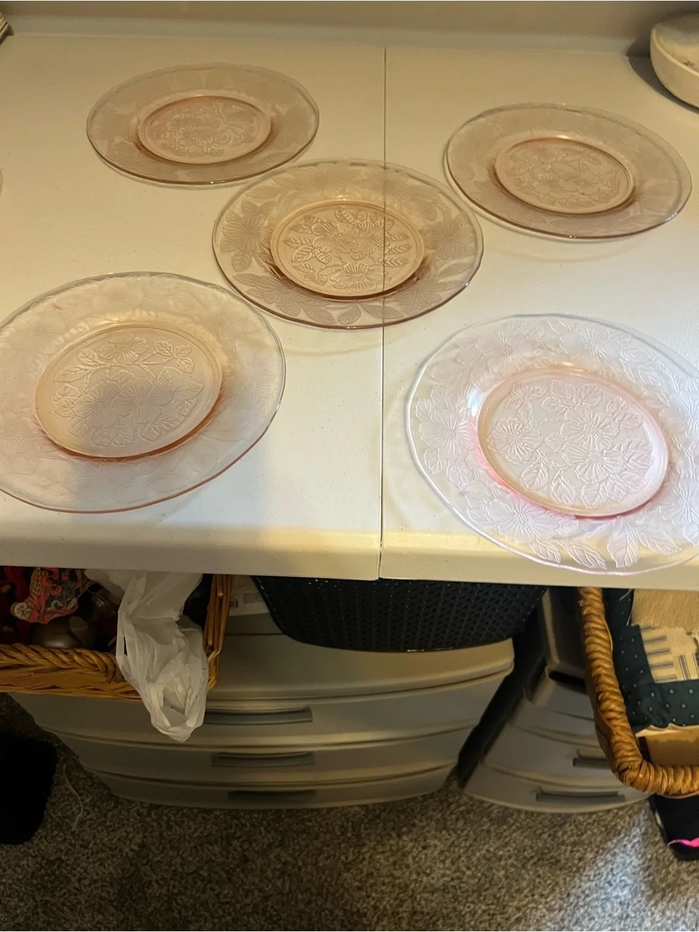 Set of 5 Pink Depression Glass Dogwood Pattern Plates